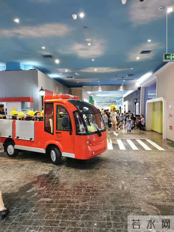 暑假余额不足，推荐带娃去杭州嘟嘟城体验最后的狂欢