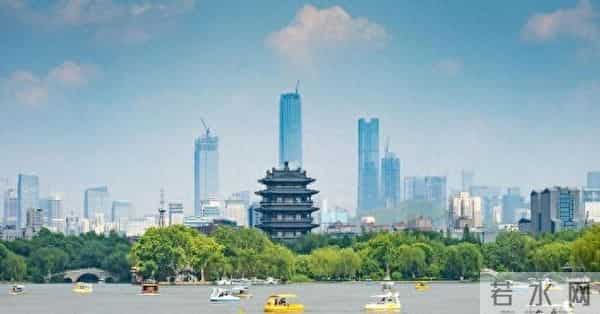 为人生蓄力，泉水叮咚是最动听的毕业伴奏曲