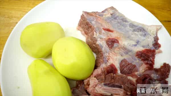 3.8女神节!建议女人:生活别太节俭,8物该吃就吃,千万别心疼钱