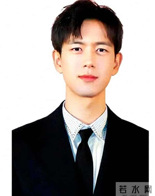 一觉睡醒,全中国人民都知道了,34岁李现,居然又给杨紫庆生了