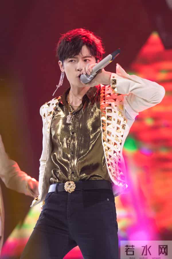 付辛博：这个圈子太现实，只能让自己变得更好丨人物