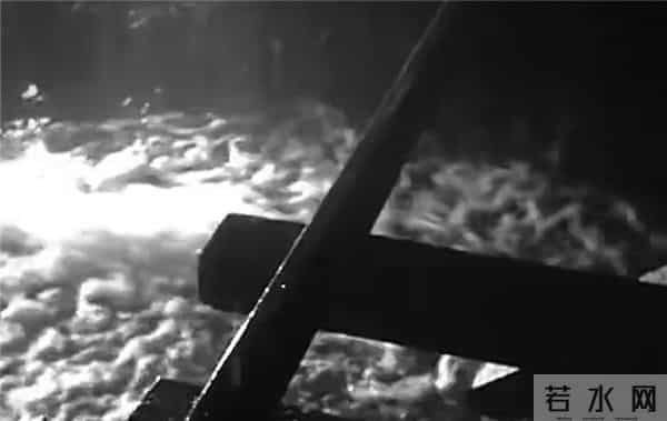 62年前的《12次列车》：真实事件改编，“容嬷嬷”李明启首部电影