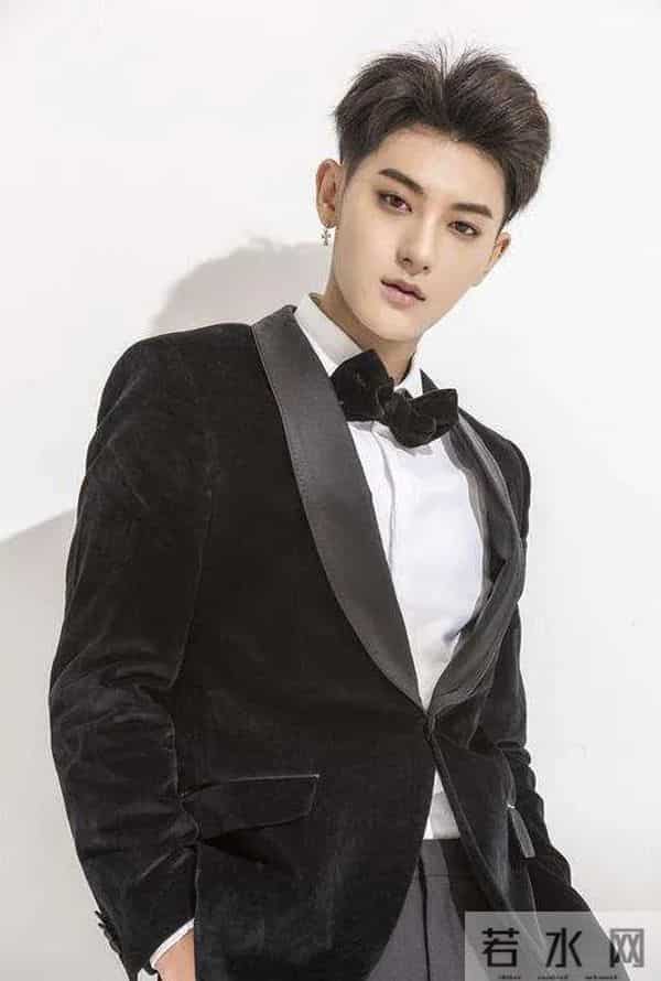 7位口碑逆风翻盘的明星:易烊千玺成实力派,热依扎凭演技获认可