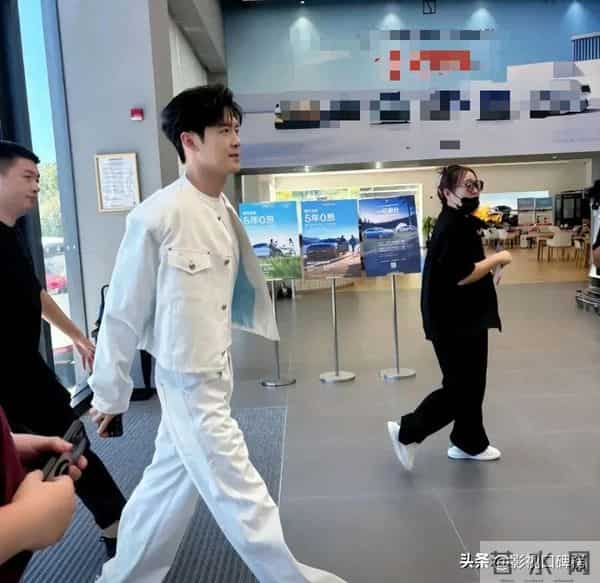 付辛博与颖儿各提一辆车，价格百万左右，AA制的婚姻也能长久幸福