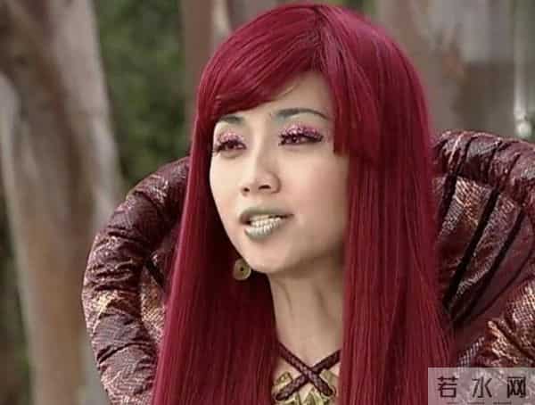 深夜勿点!谭凯琪女魔头造型被质疑抄袭,细数历年女魔头造型