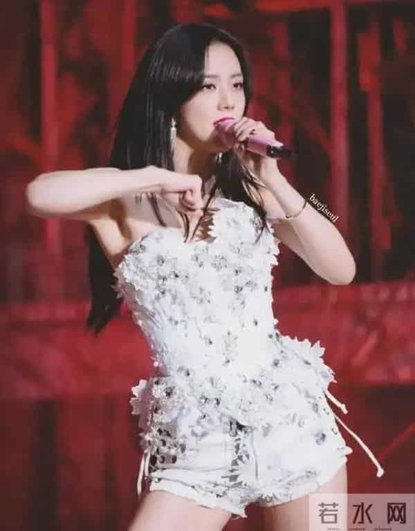 韩国的十大美女，一半性感妩媚，一半冰清玉洁，各个都是人间尤物