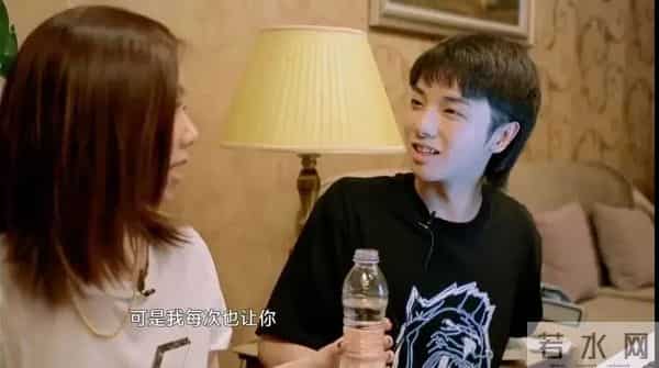 华晨宇对张碧晨的10个行为，说明他根本不爱张碧晨