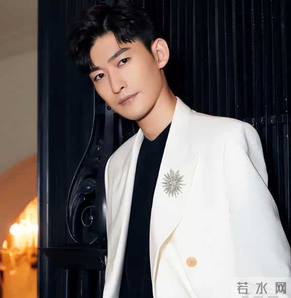 分手9年再看胡彦斌郑爽,一个身价过亿,一个证实张翰没说错