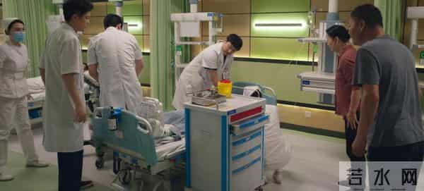 看完6集《白色城堡》，我连发感叹：终于有部像样的国产医疗剧了