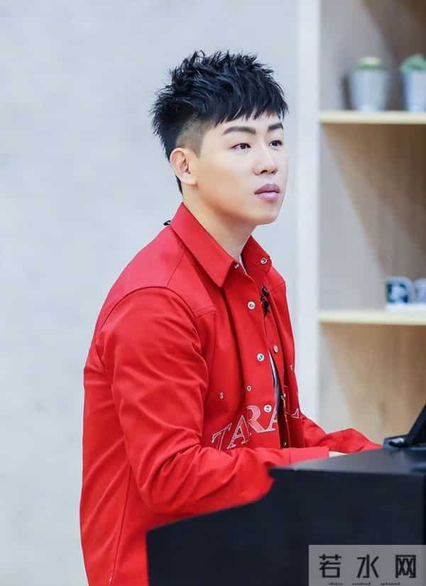 分手9年再看胡彦斌郑爽,一个身价过亿,一个证实张翰没说错