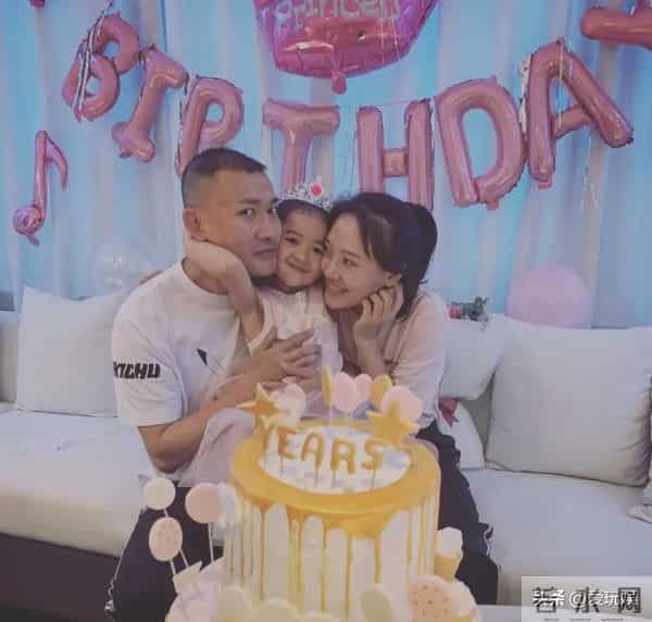 离婚13年,不后悔离开聂远,如今42岁不婚不育,自由背后也有眼泪
