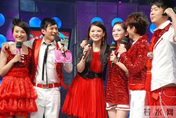 快乐大本营主播团堪比宫心计 谢娜吴昕为什么不和?