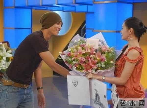 “甜心一姐”周幼婷,凭什么搞定曾让大S卑微的蓝正龙?