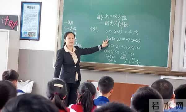 2009年,那个火爆全网,后出走美国的“凤姐”,如今怎么样了?