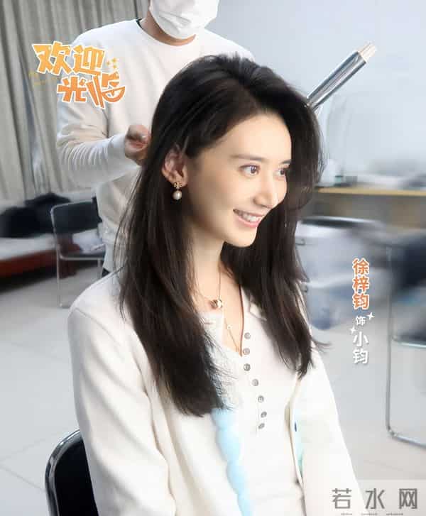 徐梓钧《欢迎光临》正在热播 搭档白百何首度挑战模特角色