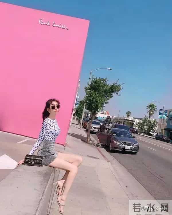 她自曝被陈冠希夺走初夜！一张艳照，彻底撕下了谢芷蕙的遮羞布