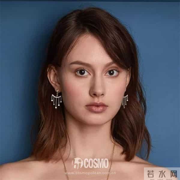 时髦办 - 戴珠宝的最高境界：看着很贵，一问二百，还是热巴同款