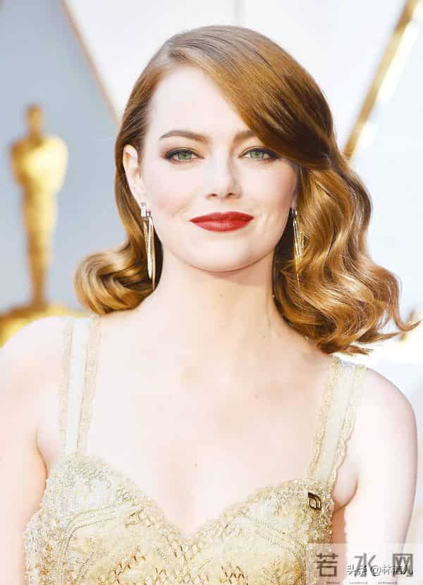 10年来，谁是奥斯卡红毯最佳造型？“大表姐”一摔抢去了所有风头