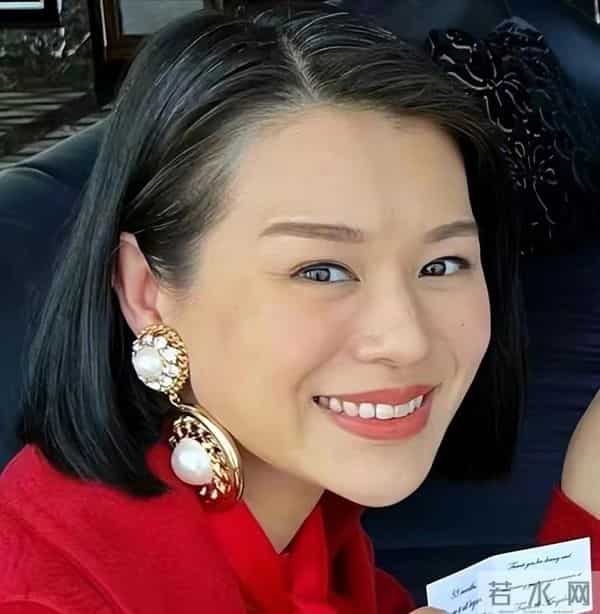 明明get不到，却被夸上天的10位女星，是谁的审美有问题？