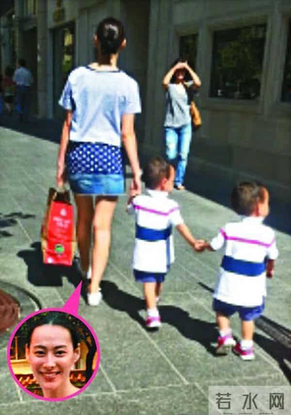 伊能静晒儿女合照 称作为母亲有爱的能力