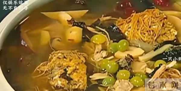 韩剧《大长今》皇上太老实,鲸鱼宴看着挺吓人,臭豆腐汤管够!