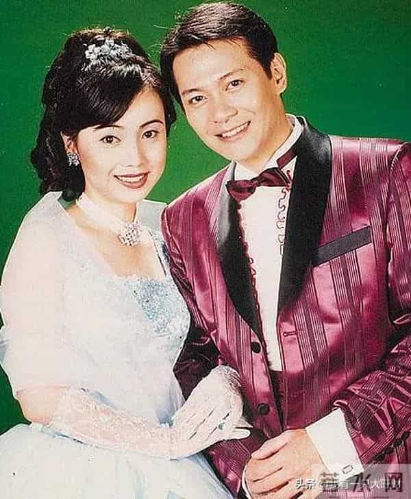 《我和春天有个约会》完美融合精明与单纯的金露露，因美好而幸福