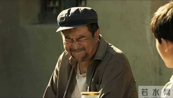 《山海情》人间清醒张嘉译,用“土掉渣”的演技,征服了所有观众