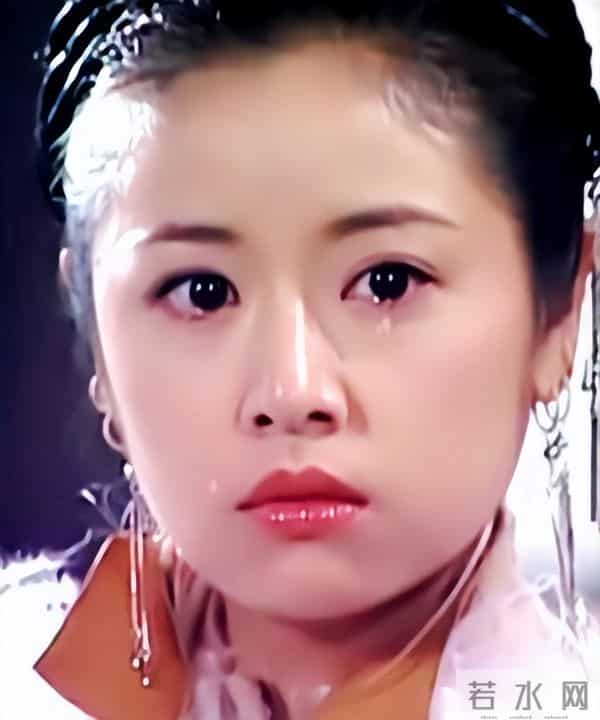 林心如原形毕露？和5位半裸男聚会照片被扒出，网友：尺度太大