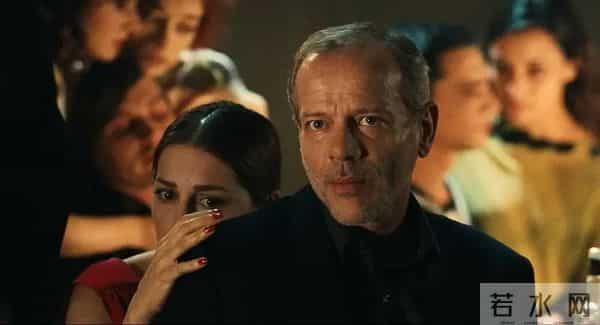 《短暂的生命》与圣玛利亚这座虚构城市的诞生