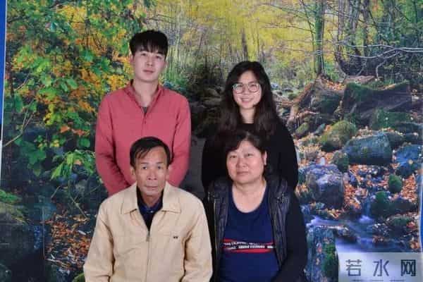 民众镇评出“十大最美家庭” 快来看是否有你认识的邻居