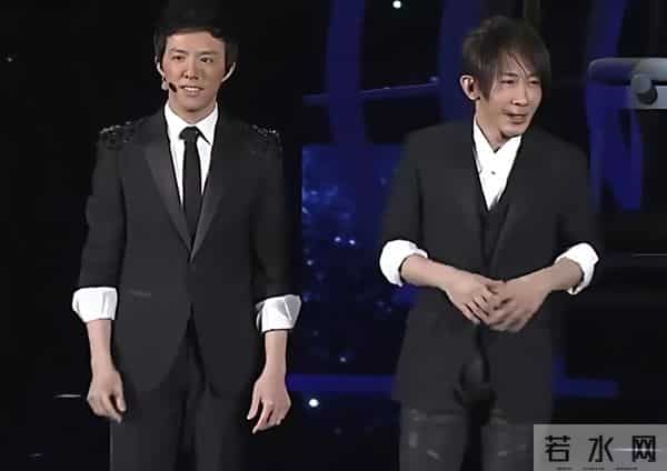 不做网红!刘谦抗癌成功回归,用魔术诠释生命现场感