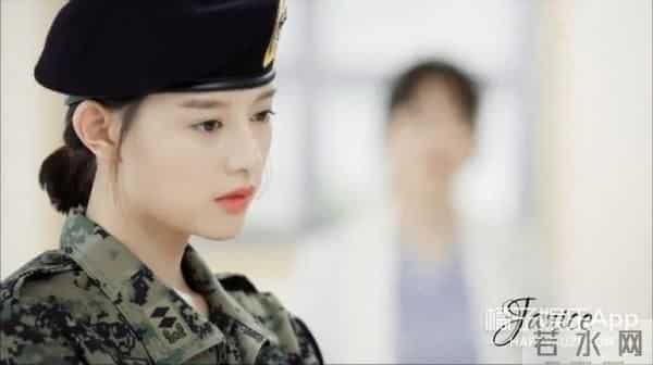 她是《太阳》里的傲娇女二,长相甜美恋情却永远不顺...