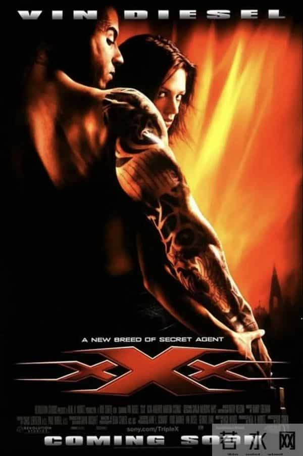 意大利性感女星艾莎.阿基多10部经典影片，她为艺术献身值得称赞