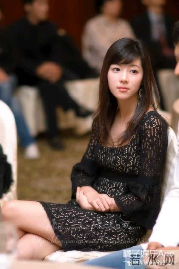 护夫队再添新人?郑俊英聊天群又锤一员,女方为夫向法官求情