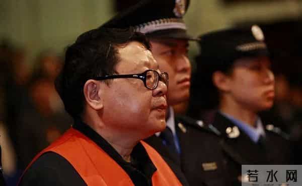 从扫黑局长到贪官污吏:文强的四十年堕落之路