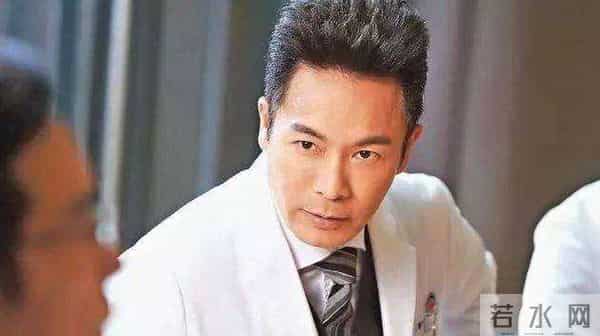 整容变“毁容”，面容僵硬成蜡像，这些男星咋就想不开要去动脸呢