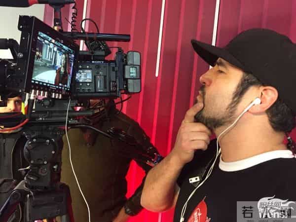 粉丝网亮相纪录片《互联网改变中国》