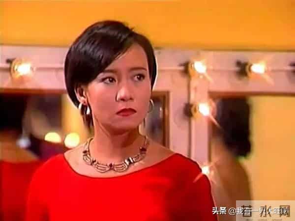 《我和春天有个约会》完美融合精明与单纯的金露露，因美好而幸福