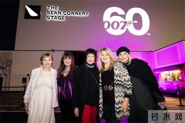 60年,《007之声》且歌且行