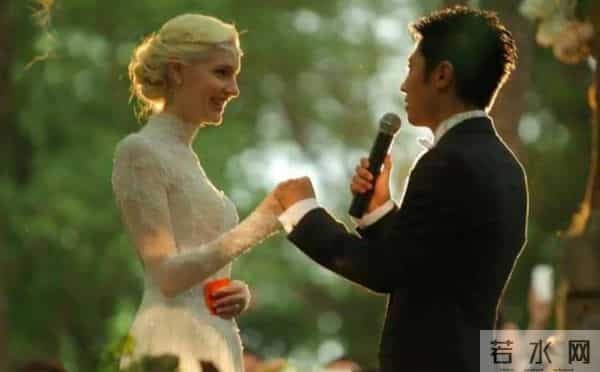 “白富美”李白：五洲辣妹，北大博士，为何能让撒贝宁神魂颠倒？