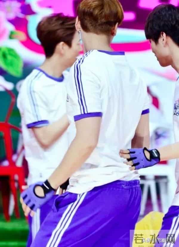 有一种性感,是男明星们的翘臀,恰到好处的刚刚好