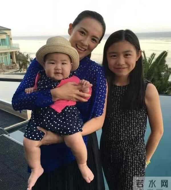 章子怡二胎生子，姚晨发祝福说错话引发网友不满，生怕葛荟婕来闹