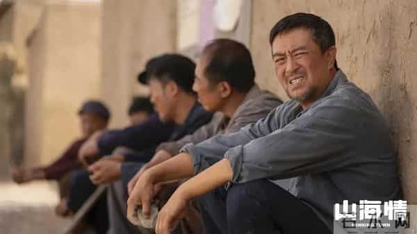 《山海情》人间清醒张嘉译，用“土掉渣”的演技，征服了所有观众