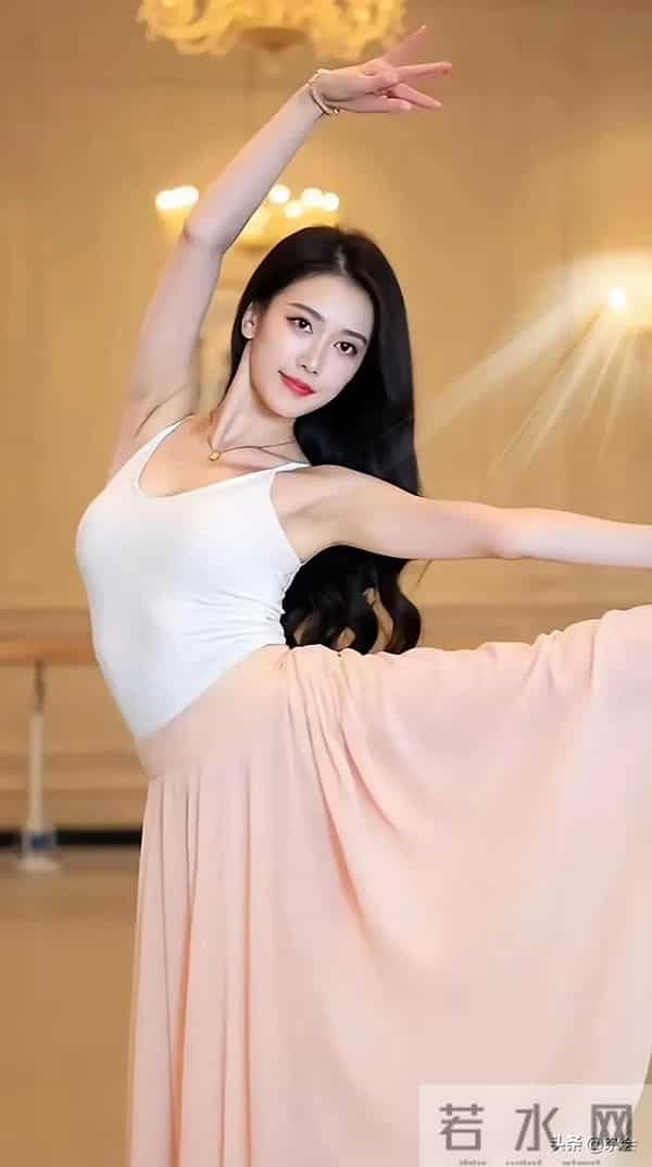 芭蕾舞者孟十朵，精湛技艺与优雅体态，赢得观众阵阵掌声！