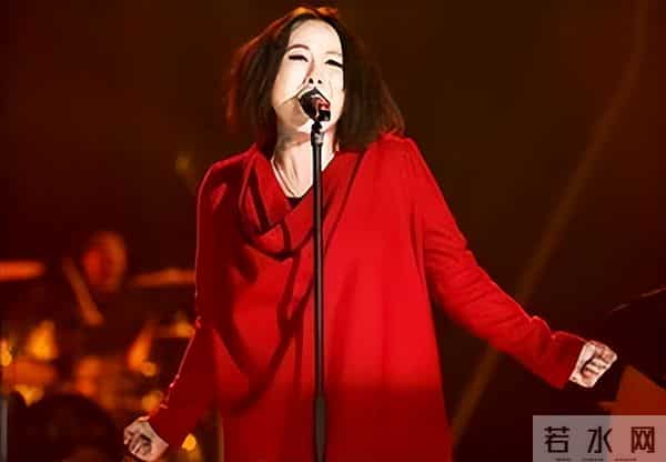 摇滚天后罗琦：16岁飙机车，18岁被刺瞎左眼，和丈夫认识3天闪婚