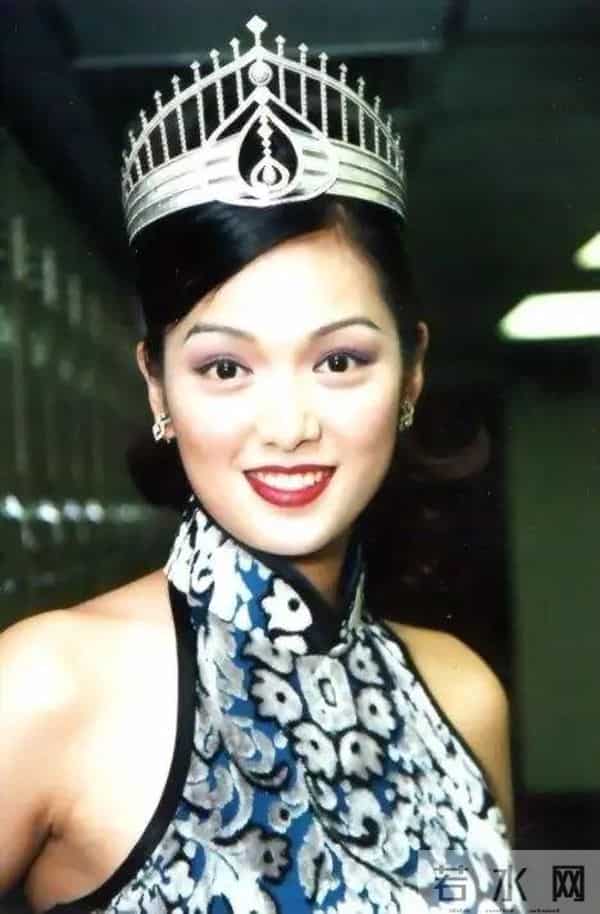 明明get不到,却被夸上天的10位女星,是谁的审美有问题?