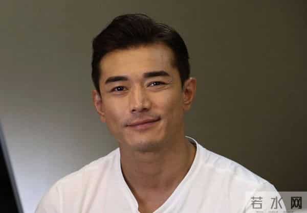 TVB御用“渣男”,与圈外老婆6年拼3胎,42岁欲做结扎手术