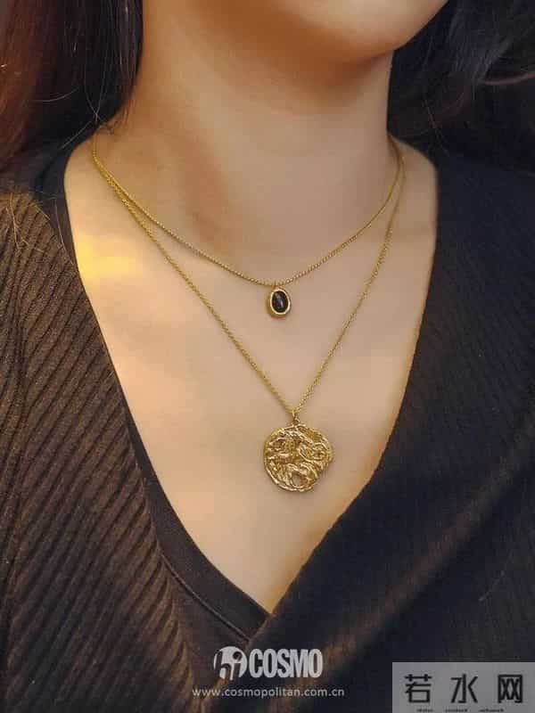 时髦办 - 戴珠宝的最高境界：看着很贵，一问二百，还是热巴同款