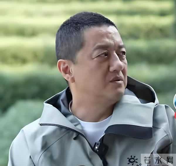 官宣离婚仅30天,李亚鹏35亿项目破产!网友:王菲当年担心全应验