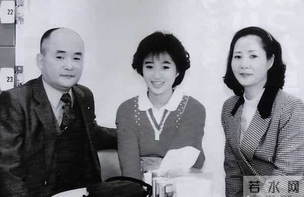 酒井法子的堕落史：14岁登台16岁红遍全球，38岁入狱沦为风月女人